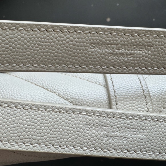 Sold -YSL- White Grained Leather Tri-Quilted Chevron Envelope Large Flap Bag - Picture 10 of 11